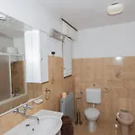 Apartman With Parking Space - 6249 *