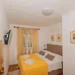 With Parking Space - 6249 Apartman Molat