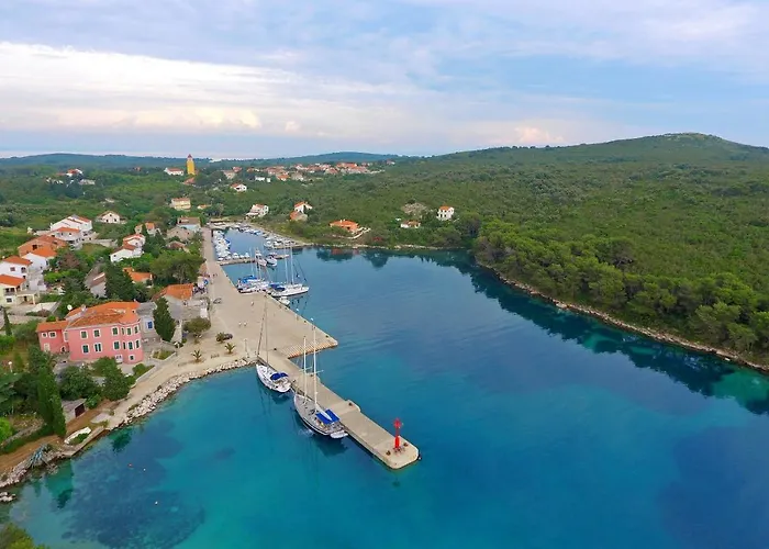 Apartman With Parking Space - 6249