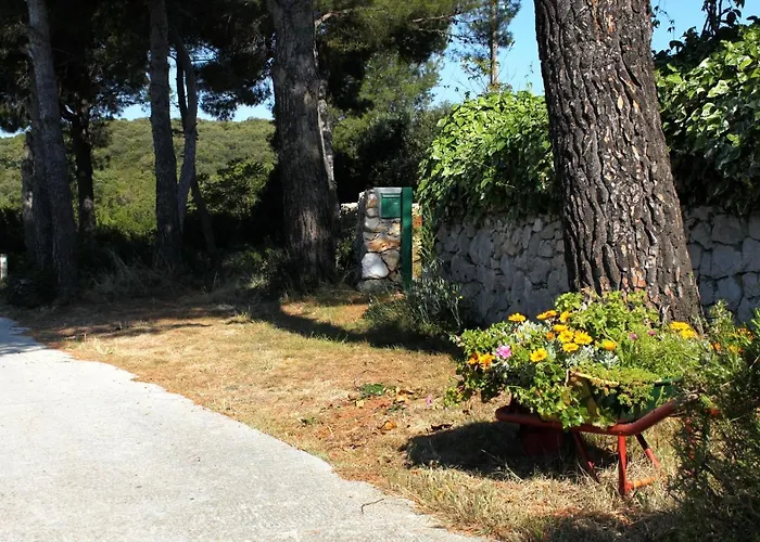 With Parking Space - 6249 Apartman