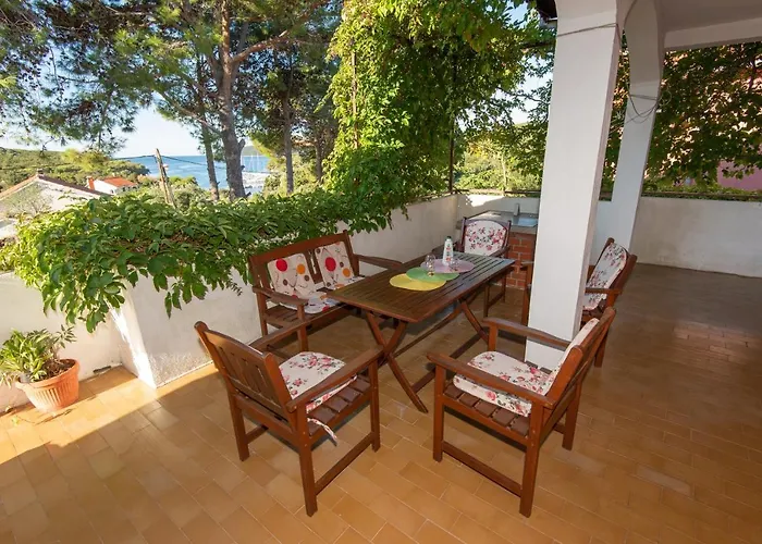 Apartman With Parking Space - 6249 *