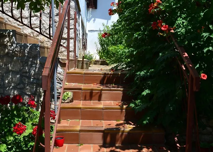 With Parking Space - 6249 * Molat